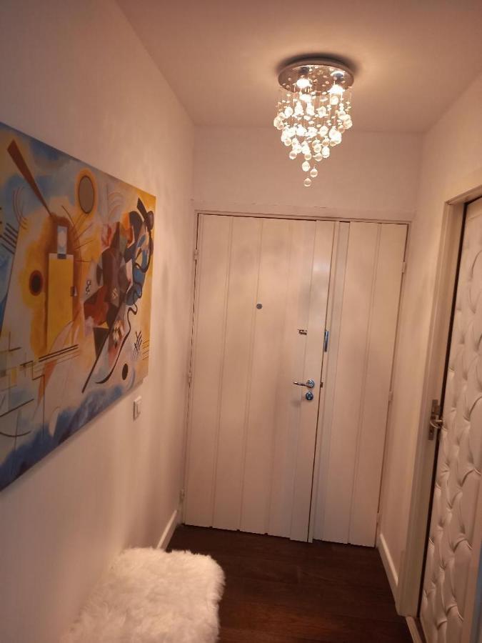 Parisian Sparkle Retreat Neuilly-sur-Seine Bagian luar foto