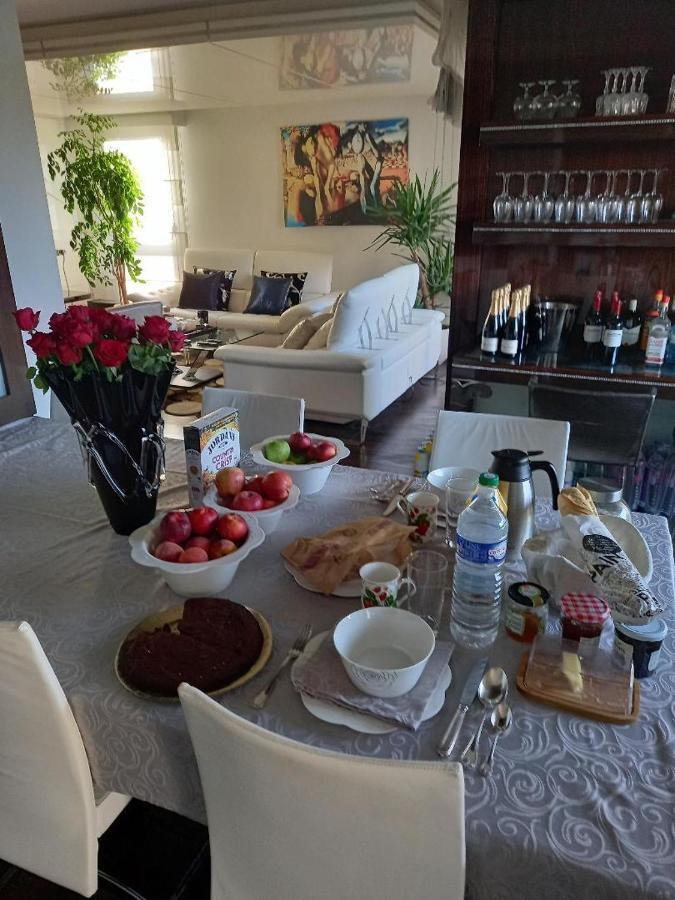 Parisian Sparkle Retreat Neuilly-sur-Seine Bagian luar foto